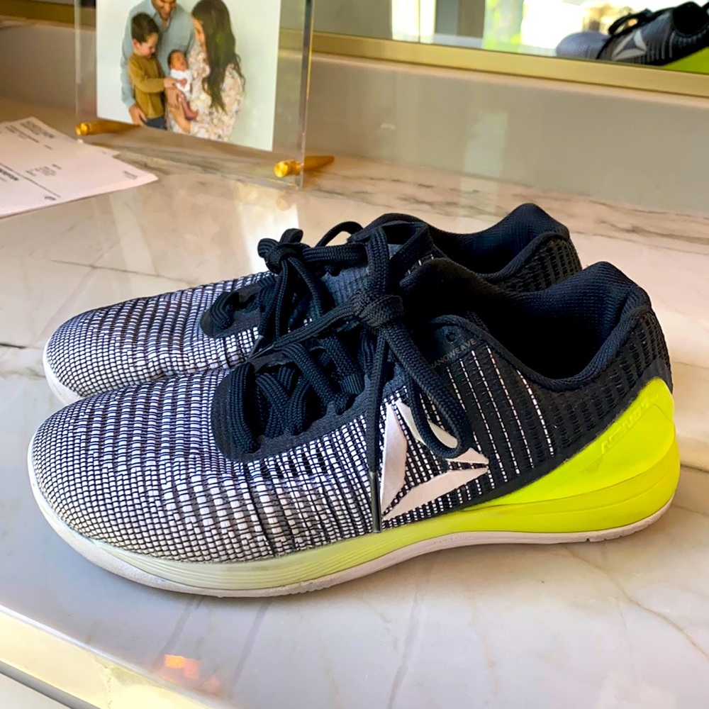 Reebok Nano Neon Yellow worn once sz 7